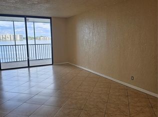 Lake Emerald, Fort Lauderdale, FL 33309