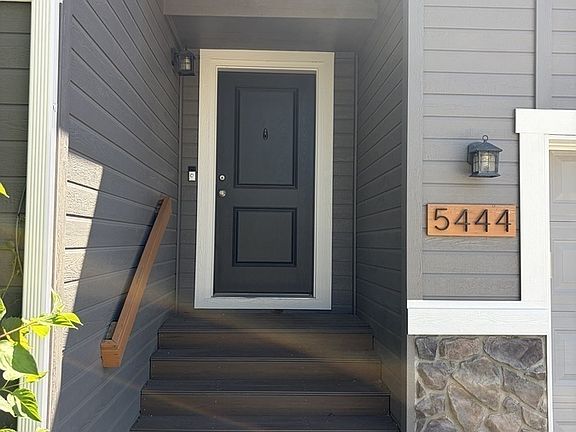 3rd image of 5444 S Pepperridge Way
