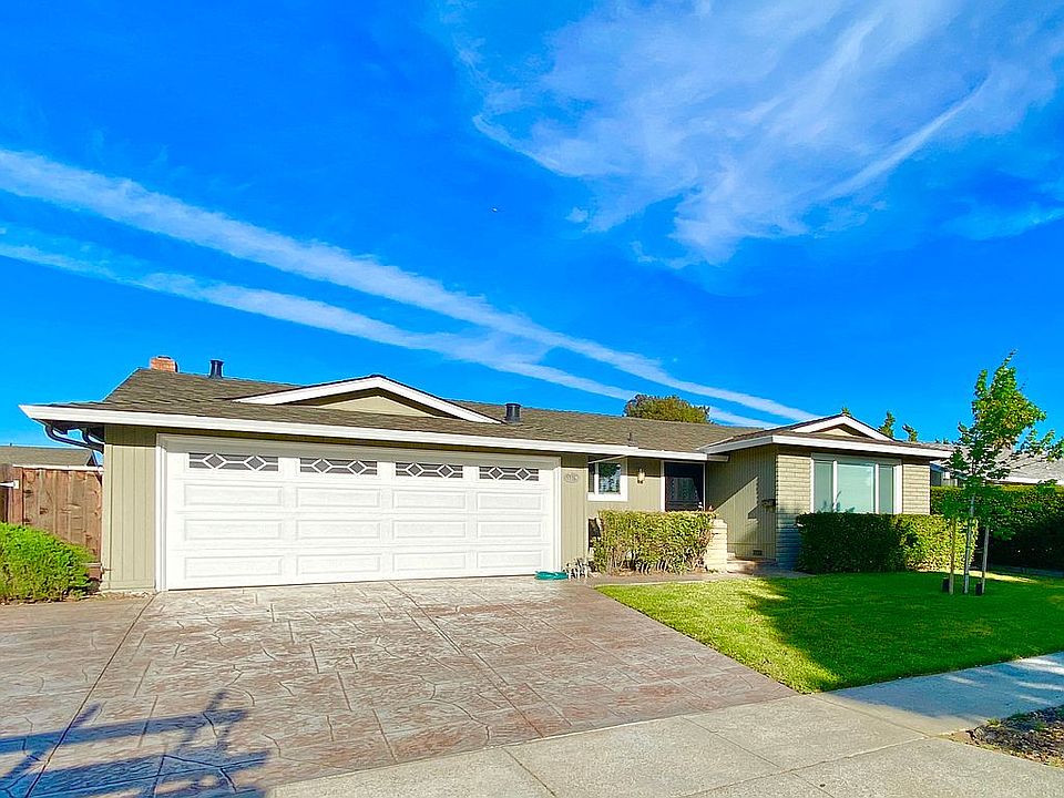 1st image of 5180 Derek Dr