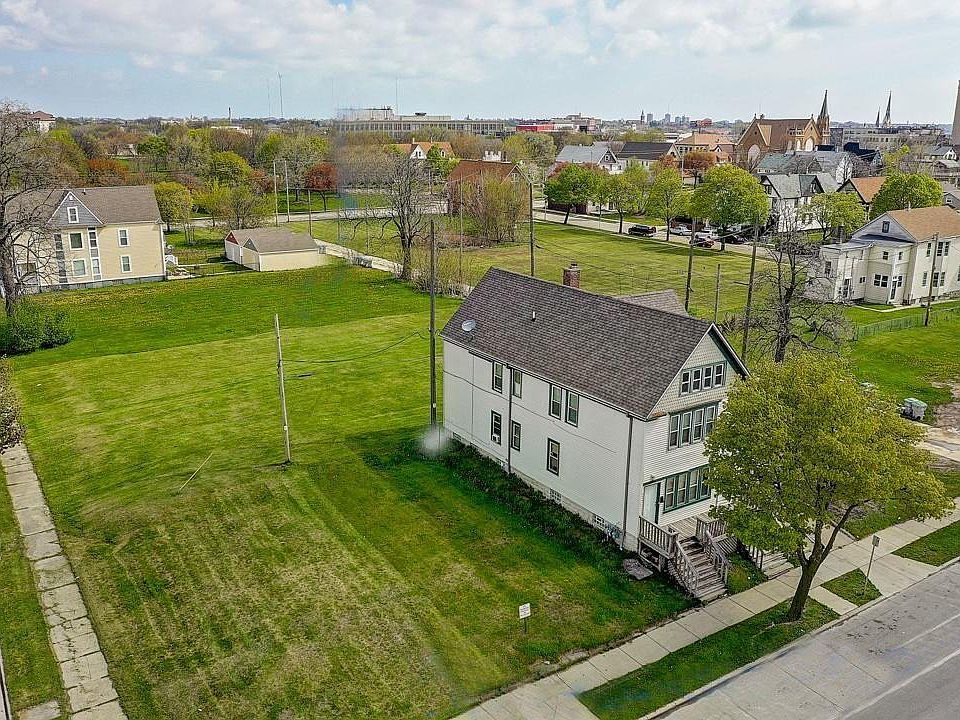 1st image of 1102 N 15th St Lot 1120
