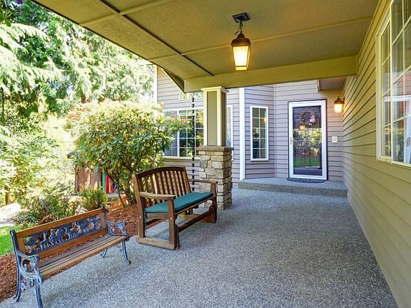 2nd image of 11735 NE 106th Ln