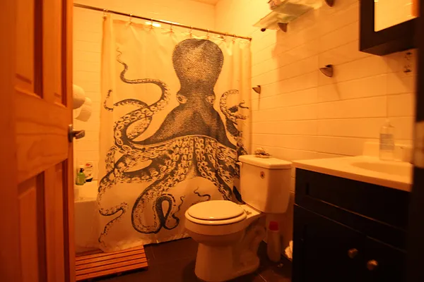 Rented by Nooklyn NYC LLC | media 26