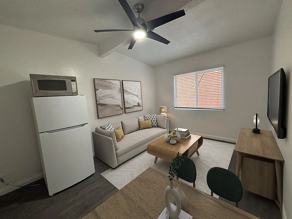 1st image of 2825 S Sepulveda Blvd #11