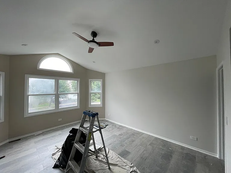 2335 Hamilton Pl — Photo 3