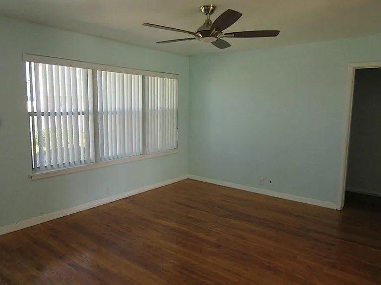 12226 Dorwayne Ct — Photo 4