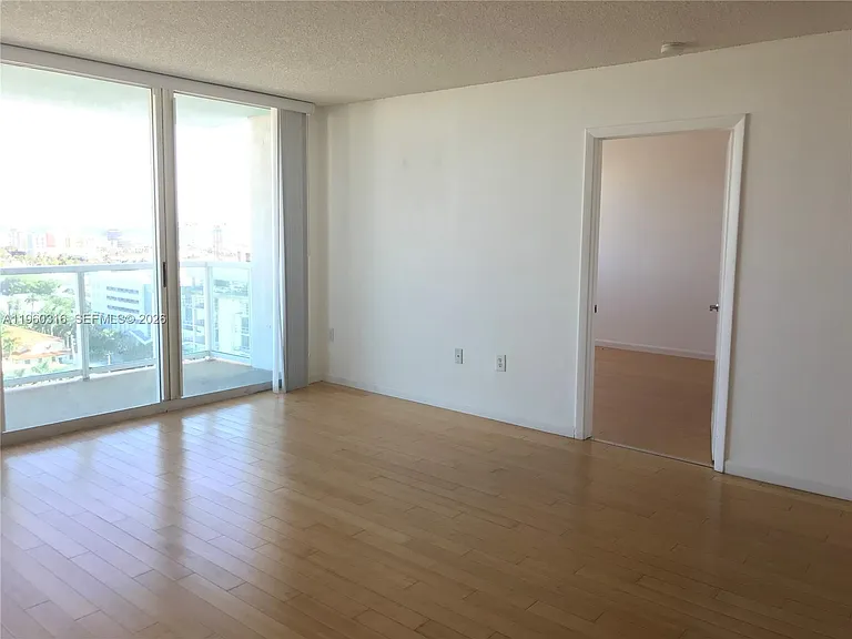 650 West Ave #1704 — Photo 16