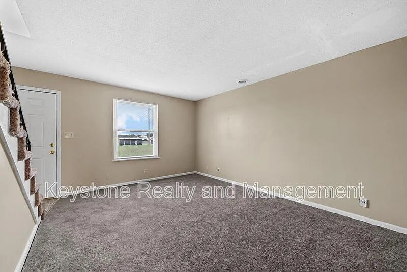 2 bed, 1.5 bath, 1000 sqft, $850 — Photo 4
