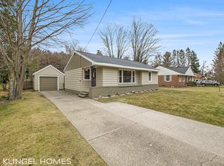 4232 Lake Harbor Rd, Norton Shores, MI 49441