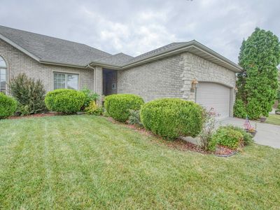 2401 W Deerbrooke Trail UNIT W, Ozark, MO, 65721