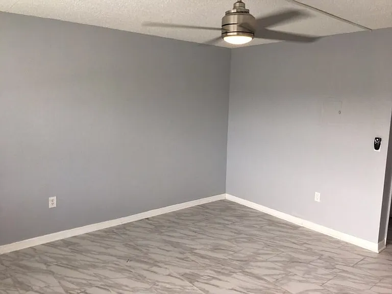 3817 Del Prado Blvd S — Photo 16