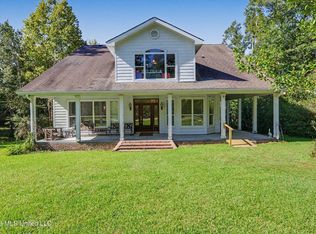 7071 Bayou Talla Ln, Kiln, MS 39556