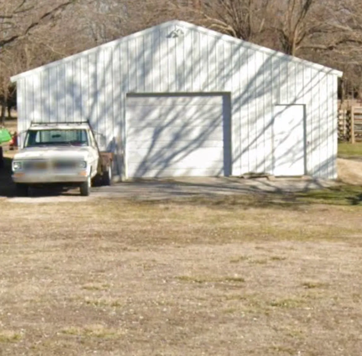 3 bed, 1.5 bath, 1321 sqft, $2,100 — Photo 3
