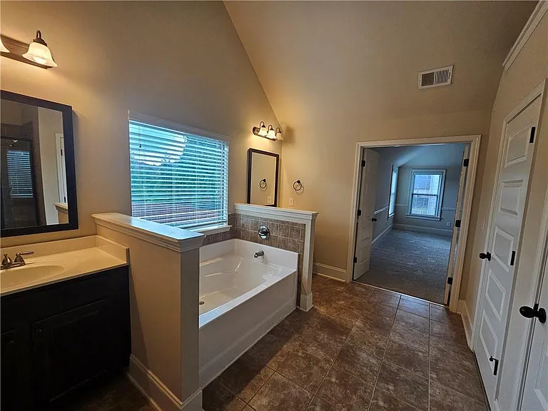 1550 Horseshoe Creek Ln — Photo 25