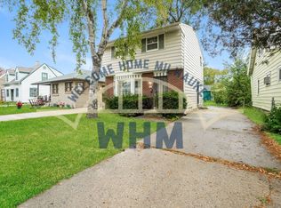 1908 W Fairmount Ave, Milwaukee, WI 53209