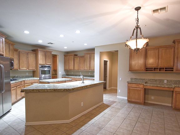 4th image of 26220 N 50th Dr