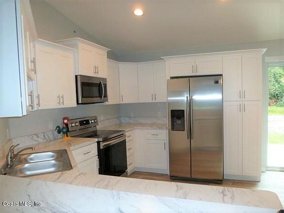 4th image of 38 Sequoia Drive Trce