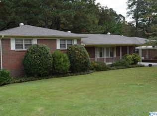 2221 Fairview Rd, Gadsden, AL 35904