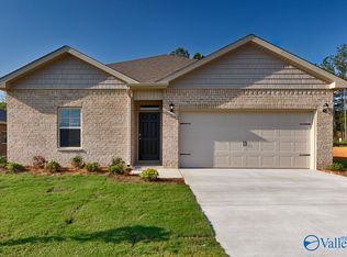 22040 Chancery Ln, Athens, AL 35613