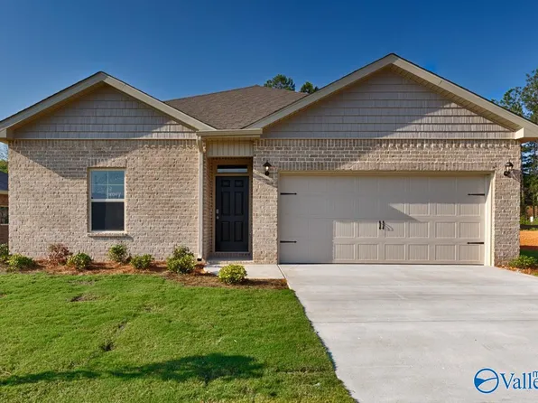 22040 Chancery Ln, Athens, AL 35613