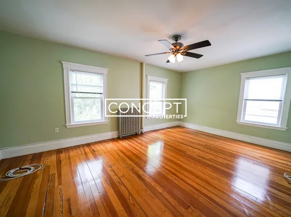22 Winslow Rd, Brookline, MA 02446