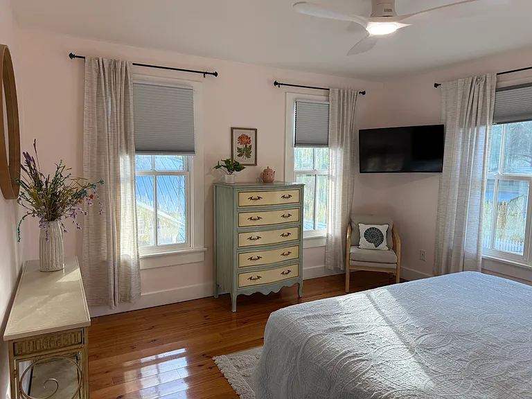 25 Lovett St — Photo 24