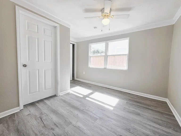1461 Irish Hill Dr — Photo 9