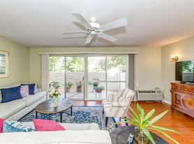 678 Via Alhambra, Laguna Woods, CA