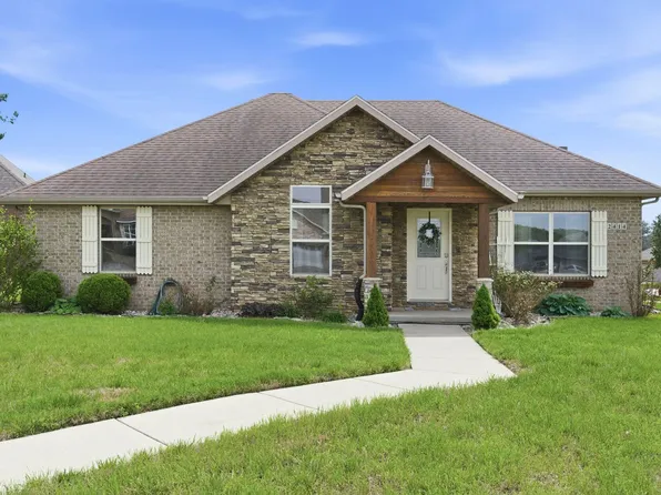 2414 W Summerset, Ozark, MO 65721