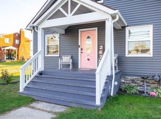 26721 W Huron River Dr, Flat Rock, MI 48134