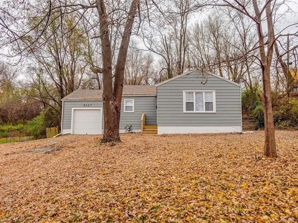 8607 E 32nd St, Kansas City, MO 64129