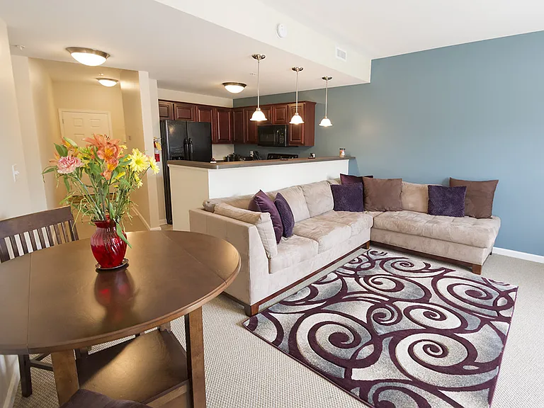 East Bay II Apartments — Photo 28