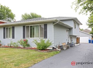 610 W Belden Ave, Elmhurst, IL 60126