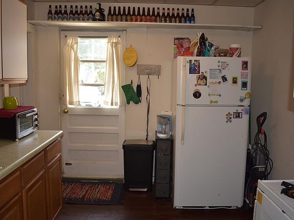 5th image of 3121 Grove Ave APT 2