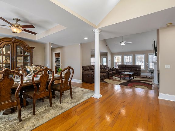 5th image of 3141 Daufaskie Rd