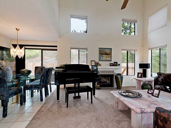 3rd image of 8361 Suntree Pl