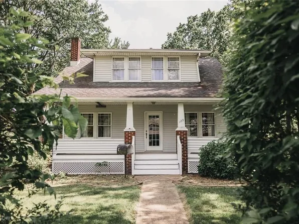 129 Catherine St, Youngstown, OH 44505