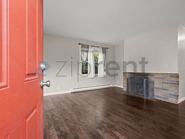 833 16th Ave — Photo 4