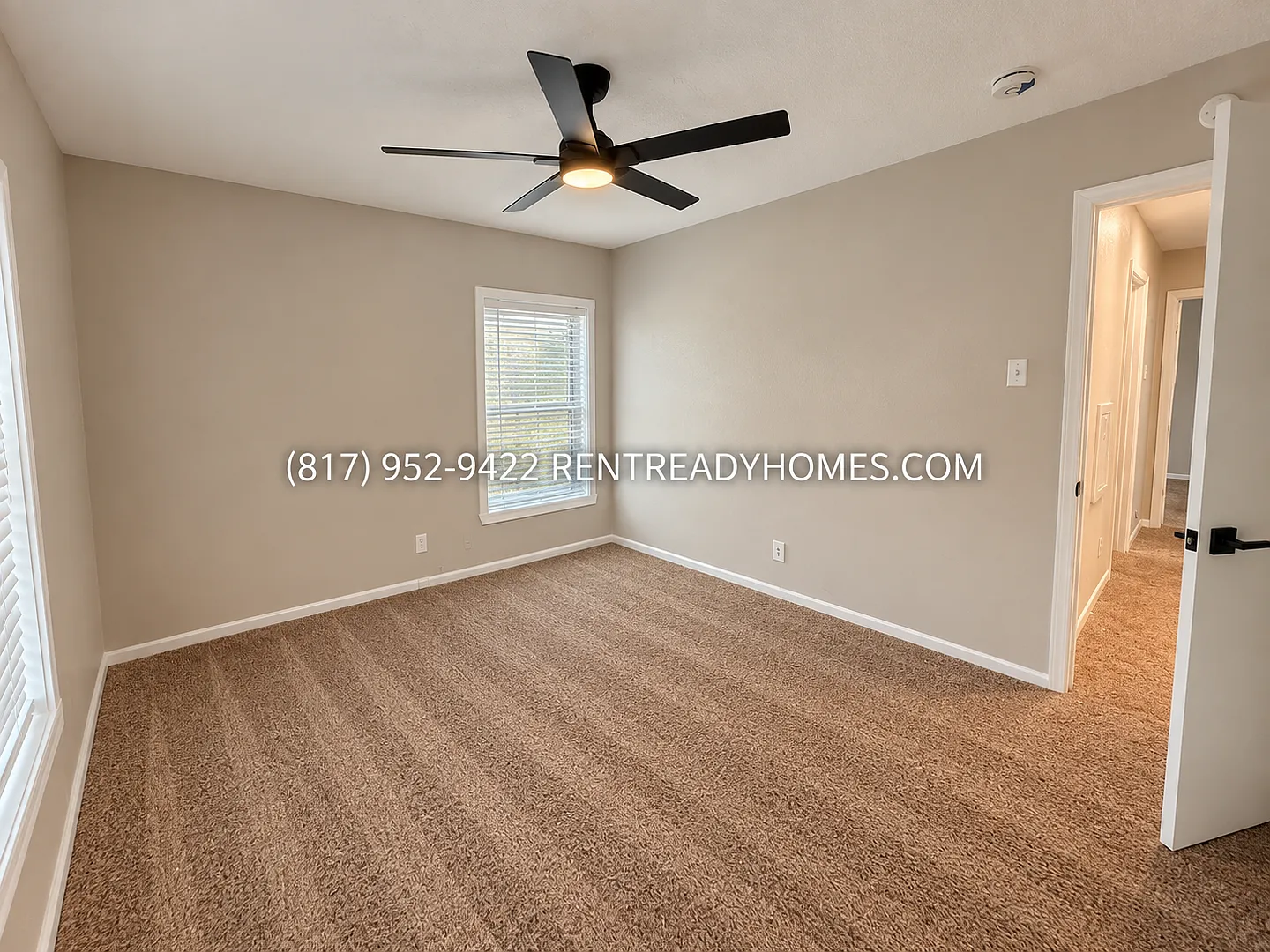 1504 Ridgeview St — Photo 4
