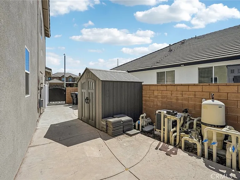 7961 Spaniel Ct — Photo 47