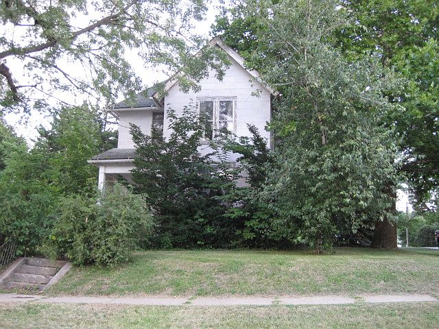 1st image of 522 S Hennepin Ave
