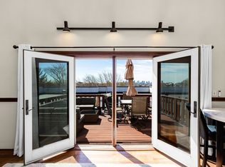 205 Ferry St APT 501, Everett, MA 02149