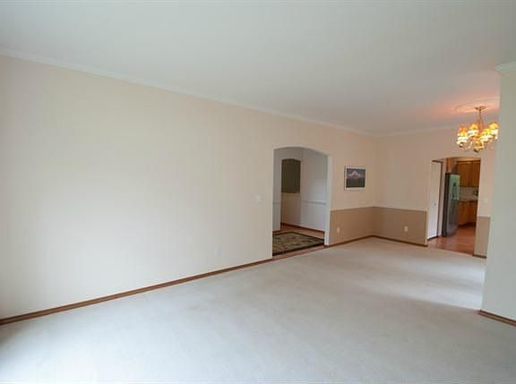 3rd image of 9735 Amanda Dr NE