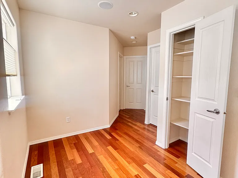 3037 Seclusion Cove Dr — Photo 20