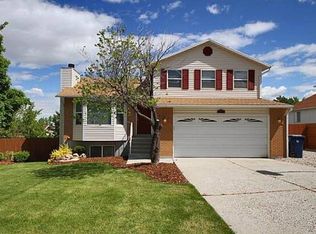 1117 E Gravel Hills Dr, Sandy, UT 84094