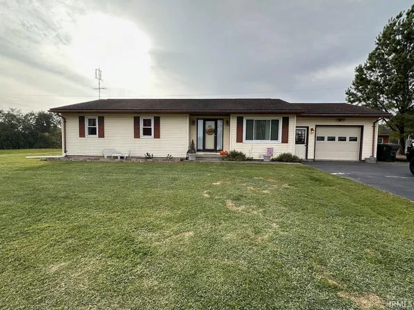 103 S Collins St, Francisco, IN 47649