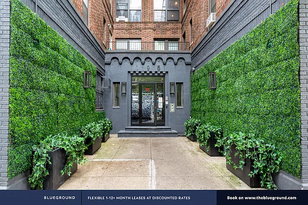 Rented by The Blueground | media 26