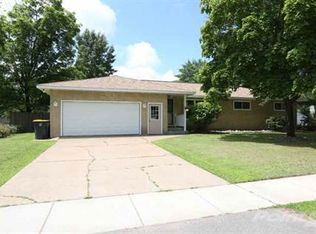 5916 Pine Park St, Weston, WI 54476