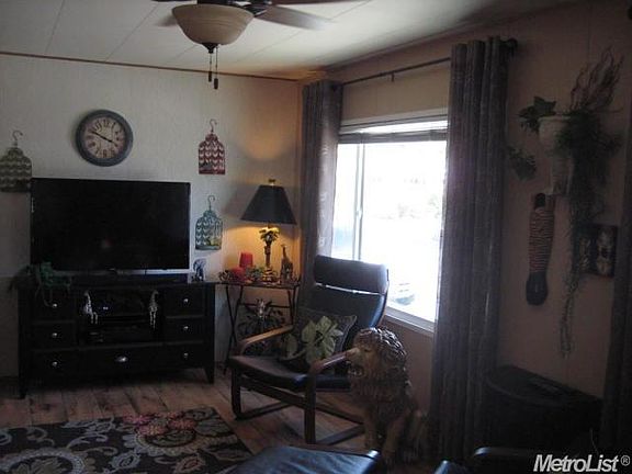5th image of 8359 Cedarwood Ln