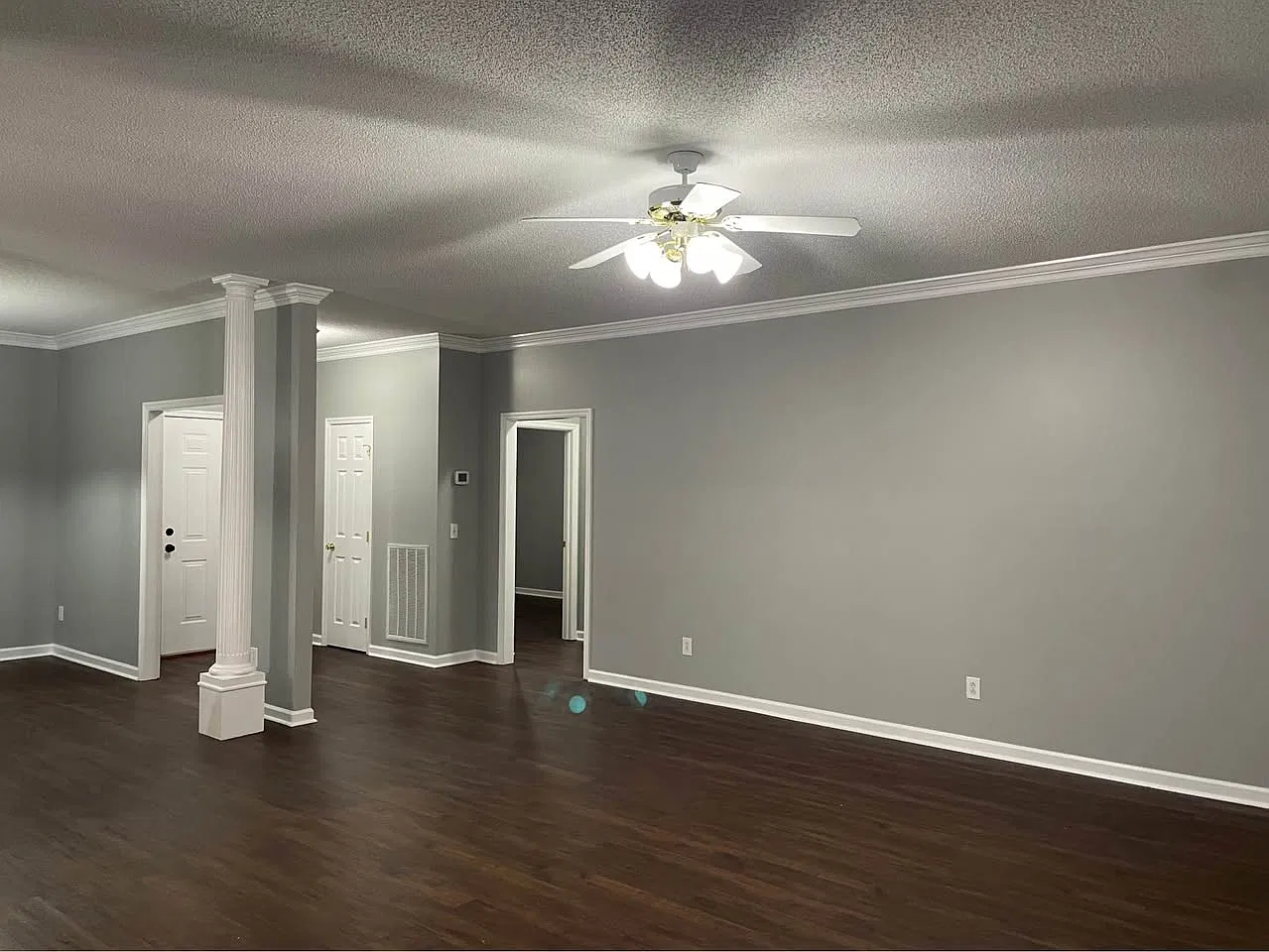 813 Halstead Court SE — Photo 4