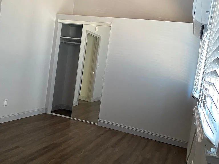 6583 Oasis Ave — Photo 8